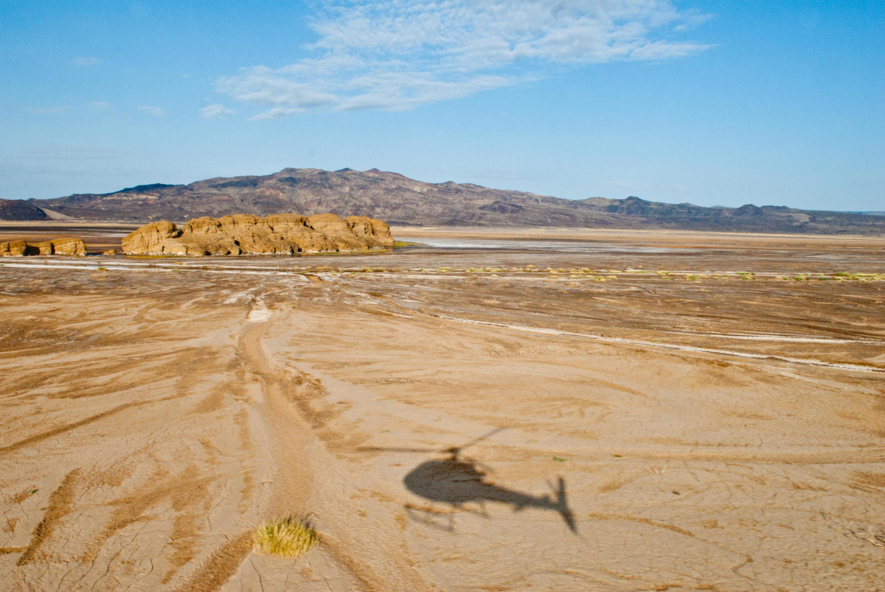 Helicopter flying in Turkana, Kenya (Credit Hilary Hurt)